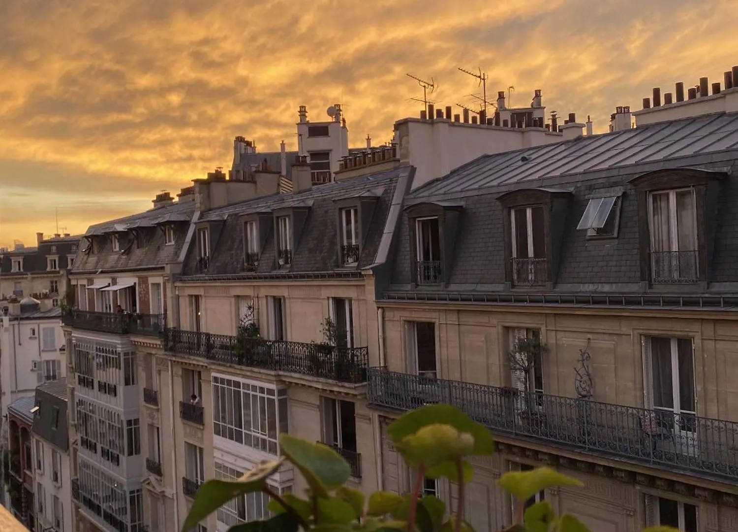 Appartement Cosy Au Coeur Du Paris 17Eme